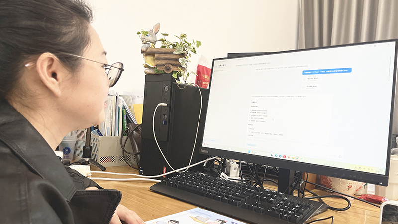 泰州市城东教育集团春晖校区教师正在探索“海教小智”在教学中的应用